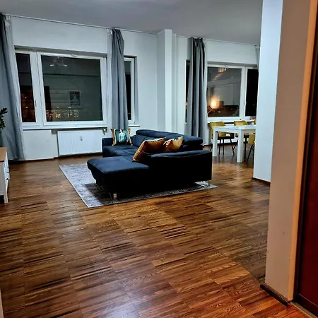 Appartamento Operatheater View 2bd For 8 Reval