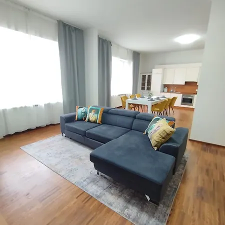 Operatheater View 2bd For 8 Apartamento Talin