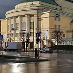 Apartment Operatheater View 2bd For 8 Tallinn