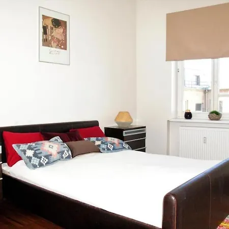 Operatheater View 2bd For 8 Lägenhet